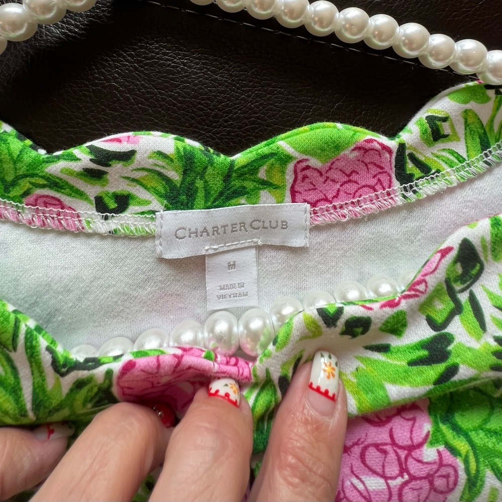Charter Club Floral Scalloped Knit Top Size M - Picture 4 of 9